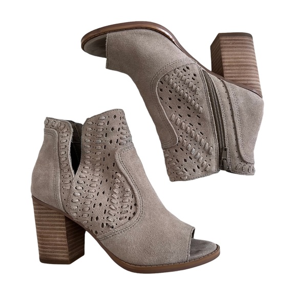 Steve Madden Waylon Ankle Booties Size 6M - Picture 5 of 14